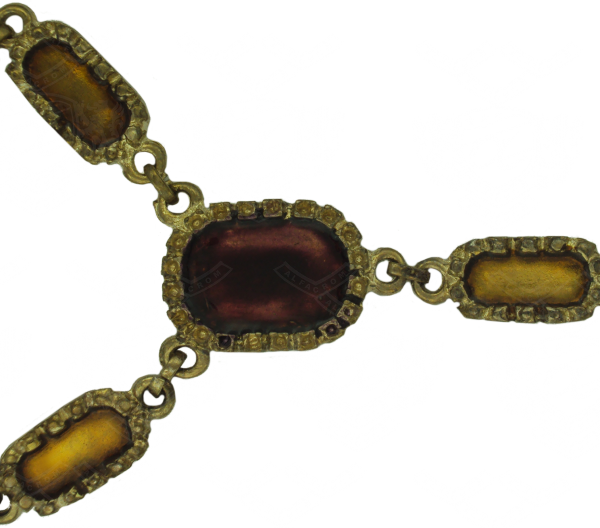 025